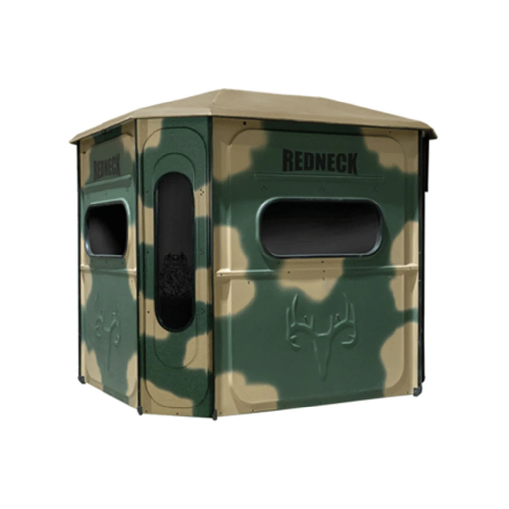 Redneck 6'x7' Big Country Platinum 360 blind in camo, three-quarter view.